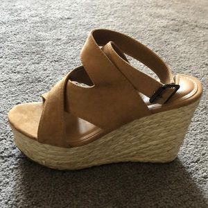 Shoe Dazzle Wedges